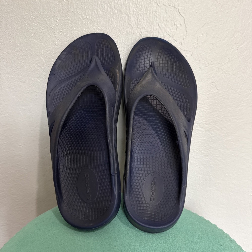 Oofos Men's Size 10 / Women's 12 Recovery Thong Sandals Blue Flip Flops